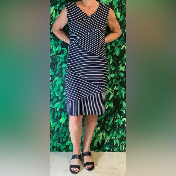 Ann Taylor Dresses & Skirts - 📘 Ann Taylor Navy & White Striped Knit Dress – V-Neck, Cap Sleeve – Size M